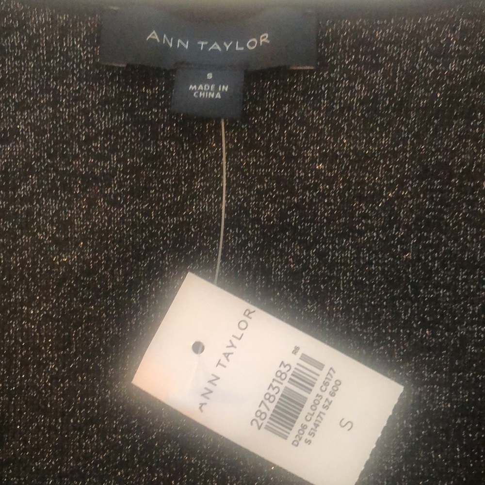 NWT Ann Taylor Vneck long sleeve dressy sweater black with sparkles size small - Picture 3 of 10